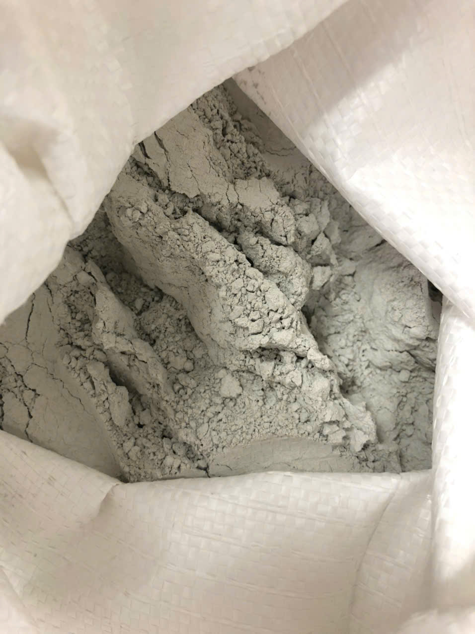 VÔI DOLOMITE TRONG NUÔI TÔM